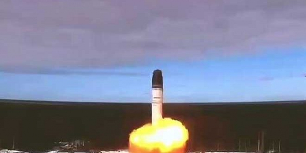 موسكو: صاروخ سارمات يمكنه حمل عدة رؤوس قتالية فرط صوتية