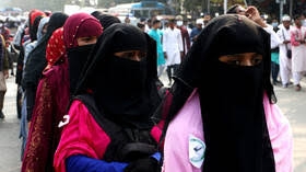 حركة طالبان الافغانية تفرض عقوبات صارمة على غير الملتزمة بارتداء الحجاب وولي أمرها