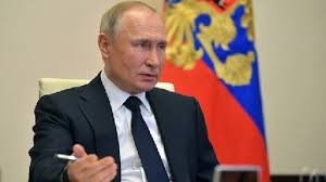 الرئيس الروسي فلاديمير بوتين/ يخص النازحين من دونباس وأوكرانيا بمساعدات مالية