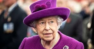 بعد نحو سبعين عاماً على عرش بريطانيا.. وفاة الملكة إليزابيث الثانية وابنها يخلفها   