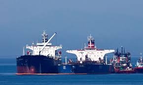 إيران توافق على استبدال طواقم ناقلتي النفط اليونانيتين المحتجزتين لديها