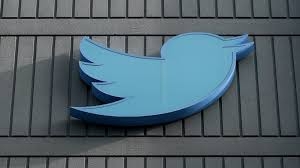 ماسك يؤجل إعادة إطلاق علامة التحقق الزرقاء على تويتر حتى 29 تشرين الثاني الجاري