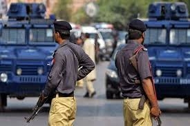 مقتل 3 أشخاص وإصابة 23 آخرين بهجوم انتحاري خلال حملة تلقيح غرب باكستان  