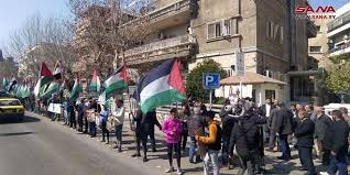 اعتصام فلسطيني أمام مقر بعثة اللجنة الدولية للصليب الأحمر بدمشق