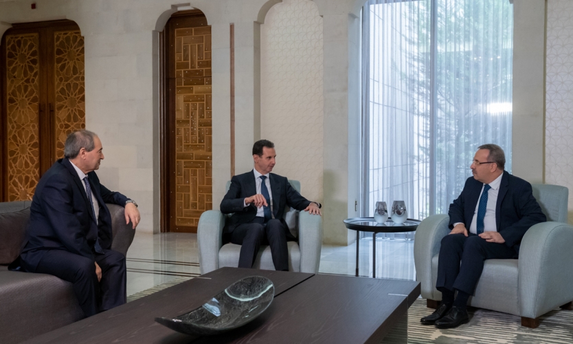 الرئيس الأسد يستقبل السفير آلا ويزوده بتوجيهاته قبل التوجه إلى القاهرة مندوباً لسورية في الجامعة العربية