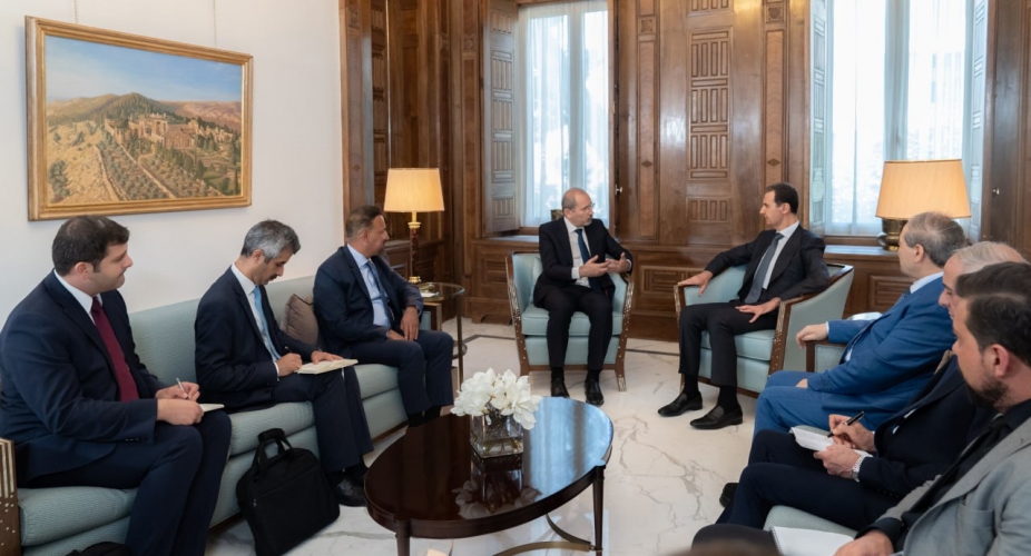 الرئيس بشار الأسد يلتقي وزير الخارجية الأردني أيمن الصفدي