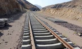أفغانستان تدعو روسيا لمشروع للسكك الحديدية عبر أفغانستان