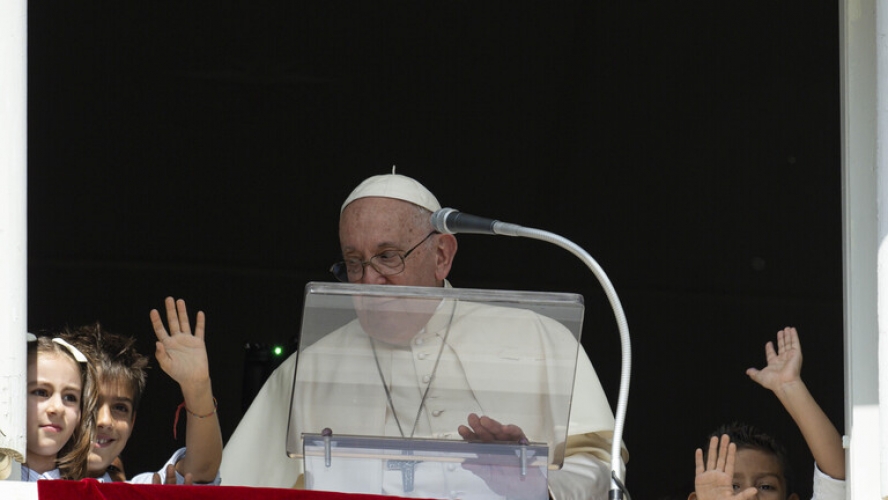 البابا فرنسيس: الكنيسة الكاثوليكية يمكن أن تبارك زواج المثليين
