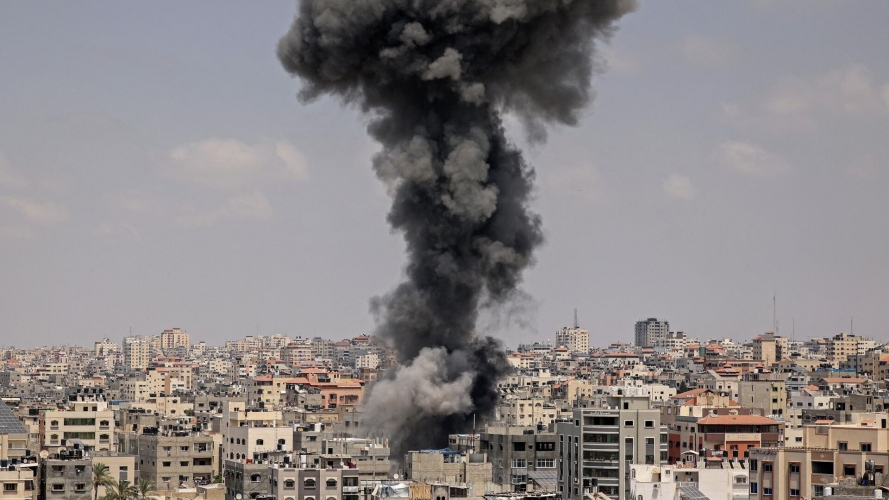 جيش العدو الإسرائيلي يبدأ عملية عسكرية في قطاع غزة