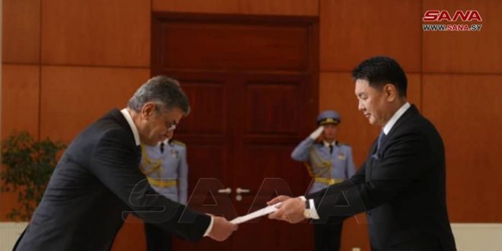 السفير خدام يقدم للرئيس المنغولي أوراق اعتماده سفيراً مفوضاً فوق العادة لسورية 