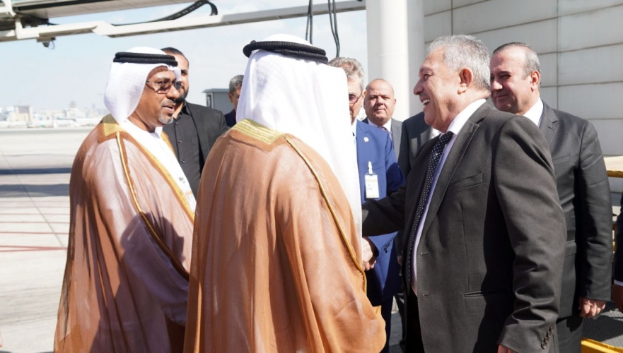 المهندس عرنوس يصل الإمارات العربية المتحدة للمشاركة في القمة العالمية للعمل المناخي