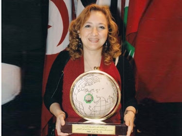 مؤتمر العمل العربي يكرم سيدة أعمال سورية كأول امرأة عربية تمثل أصحاب العمل