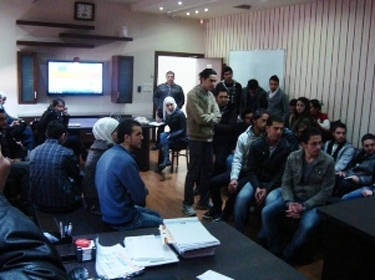 35 جامعي سوري في دورة تعريفية بالبرمجة