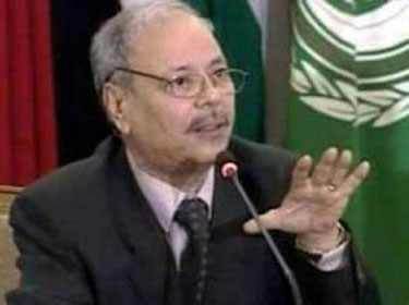بن حلي: دعوات السعودية وقطر إلى التدخل الأجنبي في سورية لا تعكس موقف الجامعة العربية..!