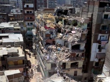ارتفاع حصيلة ضحايا انهيار أبنية في الاسكندرية إلى 19 قتيلا 