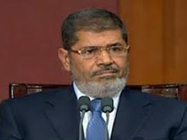 قرار مرسي تعيين «جهادي» بدرجة محافظ يُحرج حكومة قنديل