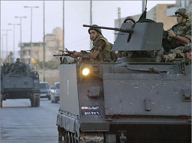 مجموعة مسلحة تعتدي على موقع للجيش اللبناني في جرود عرسال