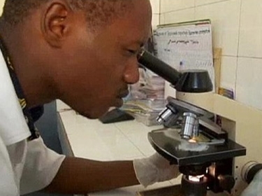  تسجيل أول حالة وفاة بفيروس إيبولا في سيراليون