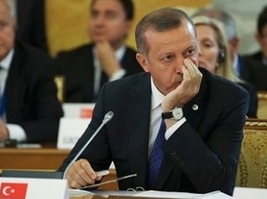 مذكرة تحقيق برلمانية ضد أردوغان في إطار فضائح الفساد والرشوة
