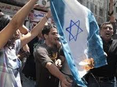 احتجاجاً على العدوان الصهيوني.. آلاف الأردنيين يطالبون بإلغاء اتفاقية وادي عربة