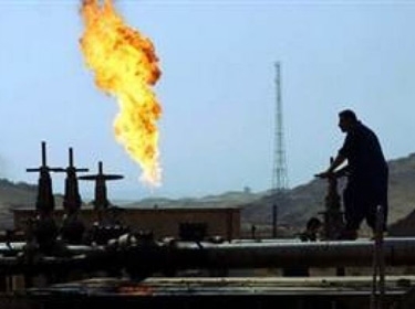 وزير النفط من حقل الشاعر: الانتاج سيعود بأسرع وقت ممكن