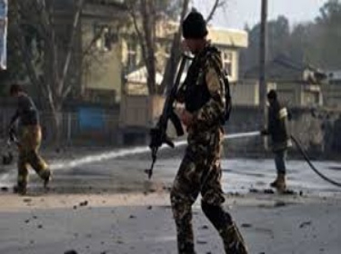 مقتل 7 من رجال الشرطة و5 مسلحين في هجوم على نقطة تفتيش شمال أفغانستان