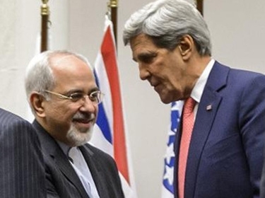 بدء المحادثات بين ظريف وكيري في جنيف حول الملف النووي الإيراني
