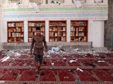 اليمن.. إصابة 13 شخصا بهجوم إرهابي بقنبلة داخل مسجد في صنعاء