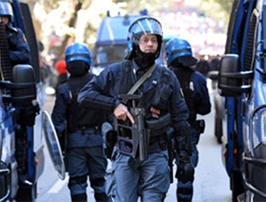 رئيس بلدية روما يحذر من وقوع أعمال إرهابية في ايطاليا