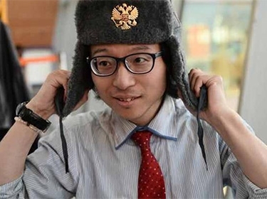 صحفي ياباني يعيش في مطار موسكو لثلاثة اشهر خشيا من العودة لبلاده