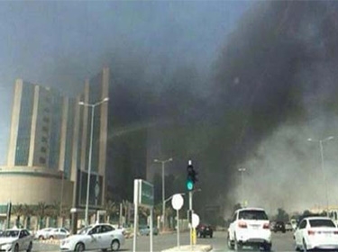 قتيل و30 مصاباً في حريق ببرج سكني بالمنطقة الشرقية بالسعودية