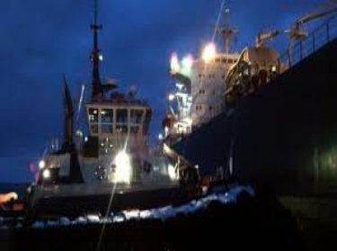اليونان تضبط سفينة أسلحة متجهة من تركيا إلى ليبيا