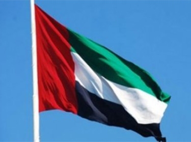 الإمارات تنكس الأعلام وتستقبل جثامين جنودها القتلى في اليمن