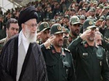 الحرس الثوري الإيراني: ننتظر أوامر خامنئي لتوجيه رد عنيف ضد السعودية