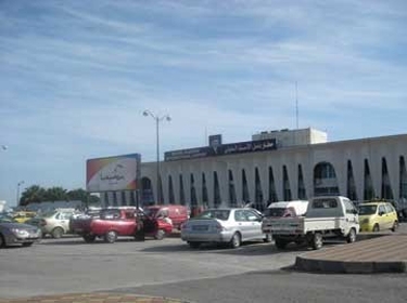 النقل: أنباء إيقاف حركة الملاحة في مطار اللاذقية غير صحيحة 