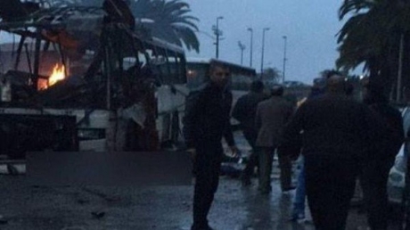 ارتفاع حصيلة تفجير حافلة الحرس الجمهوري في تونس لـ 15 قتيلاً