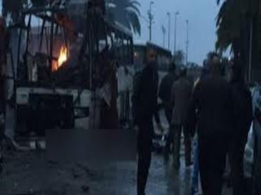 ارتفاع حصيلة تفجير حافلة الحرس الجمهوري في تونس لـ 15 قتيلاً  