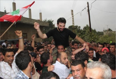 الإفراج عن العسكريين اللبنانين المحتجزين لدى «جبهة النصرة»