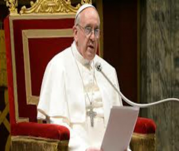 الفاتيكان يدعو المجتمع الدولي للتوصل إلى حل سياسي للأزمة في سورية  