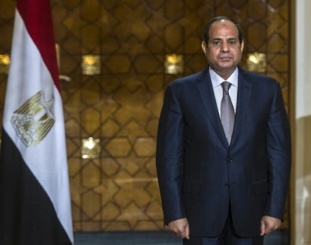 الرئيس المصري يعلن تسليم السلطة التشريعية للبرلمان
