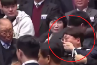 بعد منع نائب من التحدث مع الرئيس هجوم يستهدف نائبة بالحزب الحاكم في كوريا الجنوبية