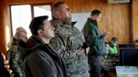 زيلنسكي يقيل قائد الجيش الأوكراني زالوجني