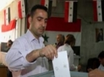 ازدحام وإقبال كثيف للسوريين في لبنان وتوقعات بتمديد عملية الانتخاب