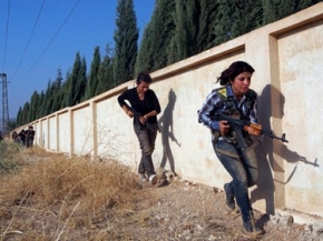 وحدات الدفاع النسائي الكردي تنظم دورة تدريبية لشابات سوريات كرديات  