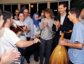  السيد الرئيس بشار الأسد والسيدة عقيلته يزوران المعسكر التدريبي للمنتخبات المشاركة في الأولمبياد الخاص للمعوقين ذهنياً 