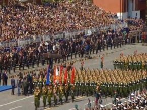 موسكو.. عرض عسكري مهيب في الذكرى الـ70 للنصر