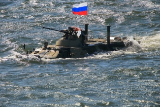 البروفة النهائية للعرض المكرس لعيد القوة البحرية الروسية في بالتيسك