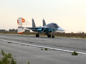  المقاتلات الروسية في مطار اللاذقية