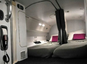  غرف نوم سرية يستخدمها أفراد الطاقم  داخل الطائرات