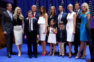 عائلة ترامب ساكنو البيت الأبيض الجدد